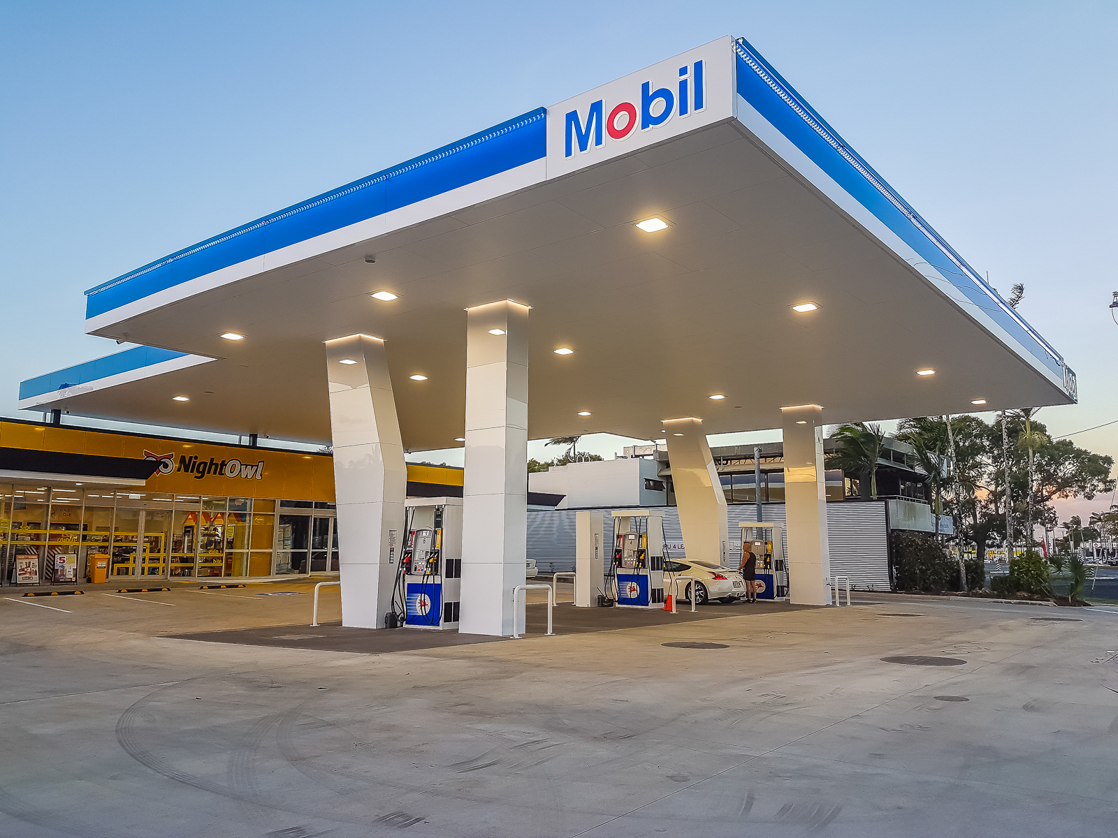 Mobil Mulgrave Road Cairns